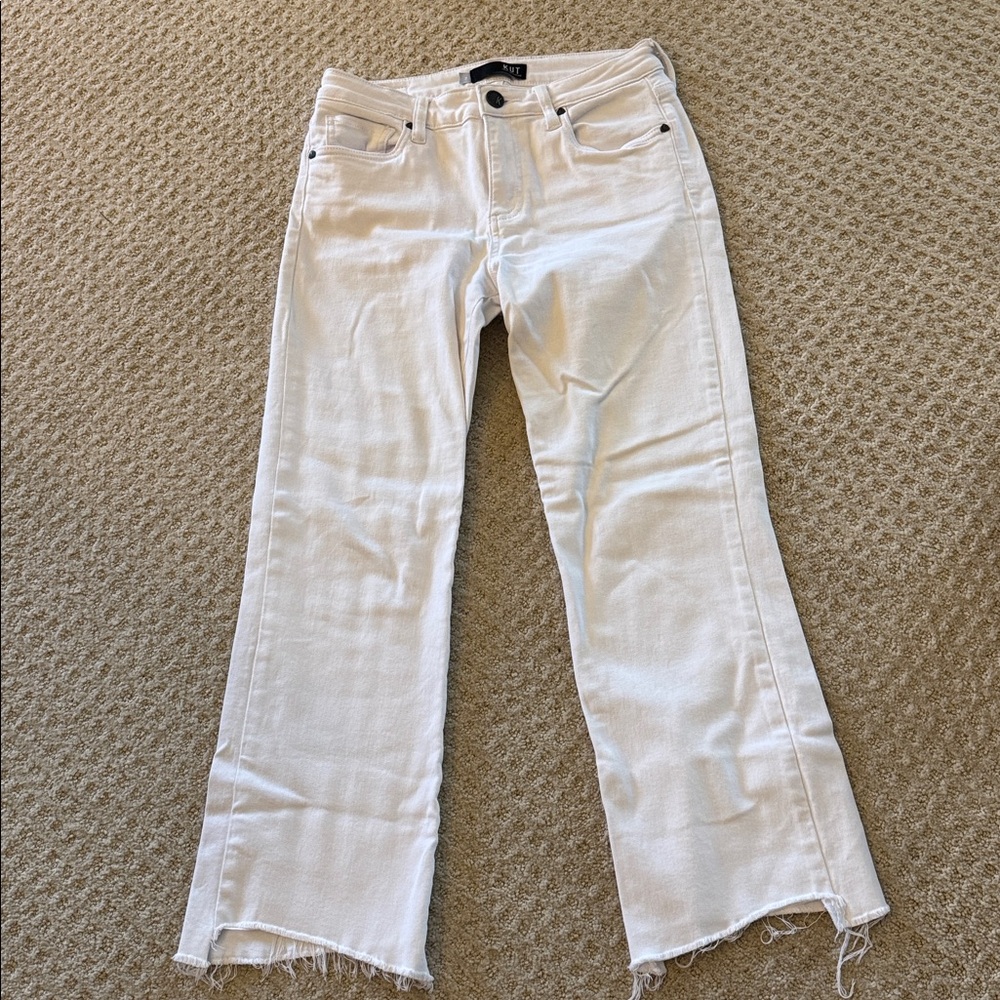 Kut from the Kloth White Denim Jeans with fray hem